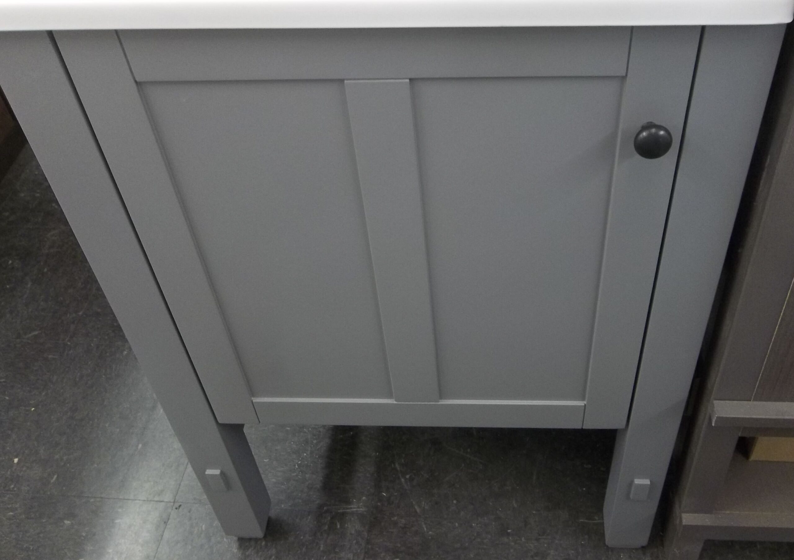 Tresham 24x21 Vanity $200
