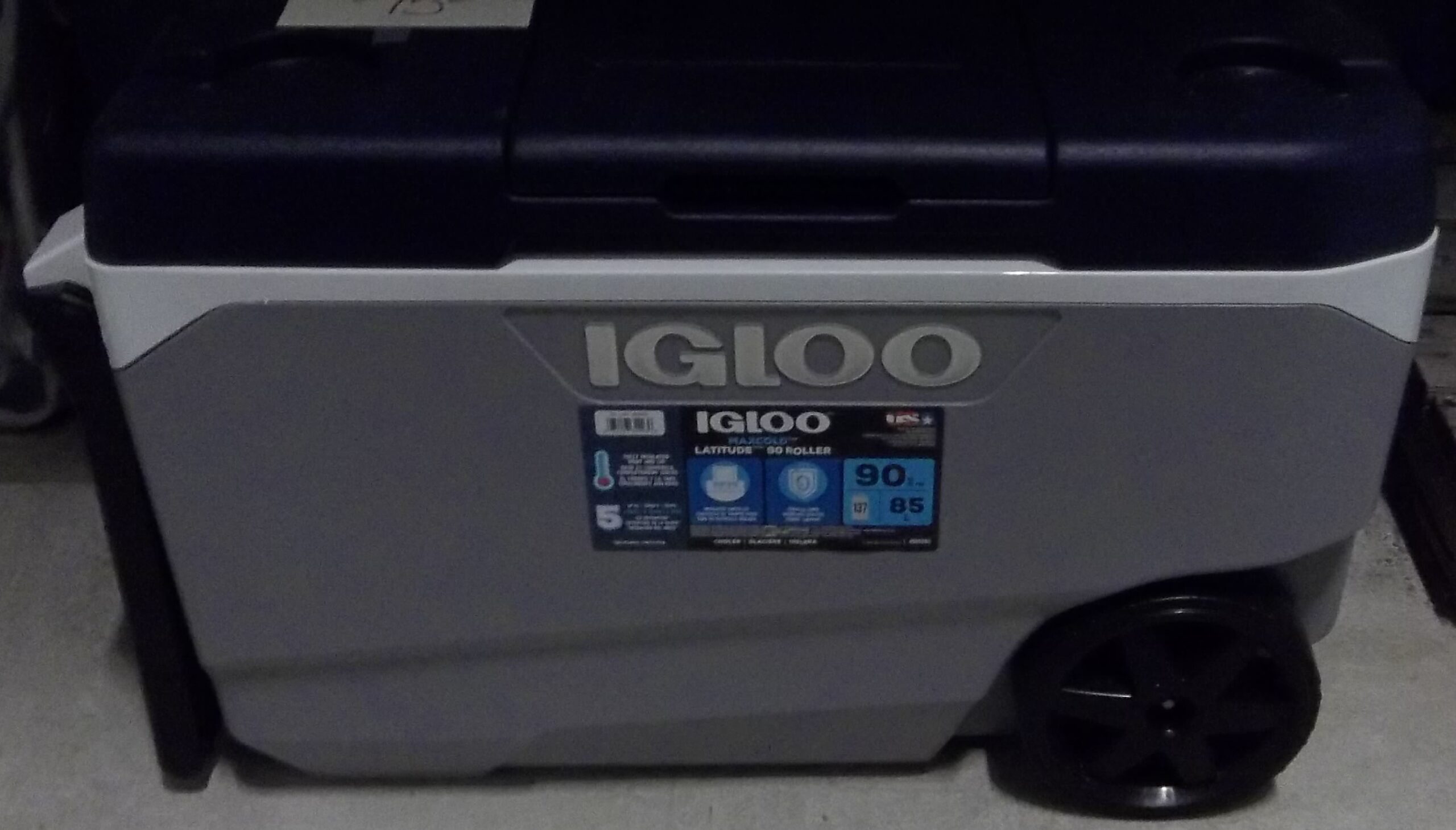 Igloo Rolling Cooler